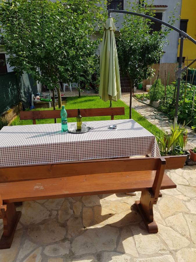 Apartments Olea Πόρετς Εξωτερικό φωτογραφία