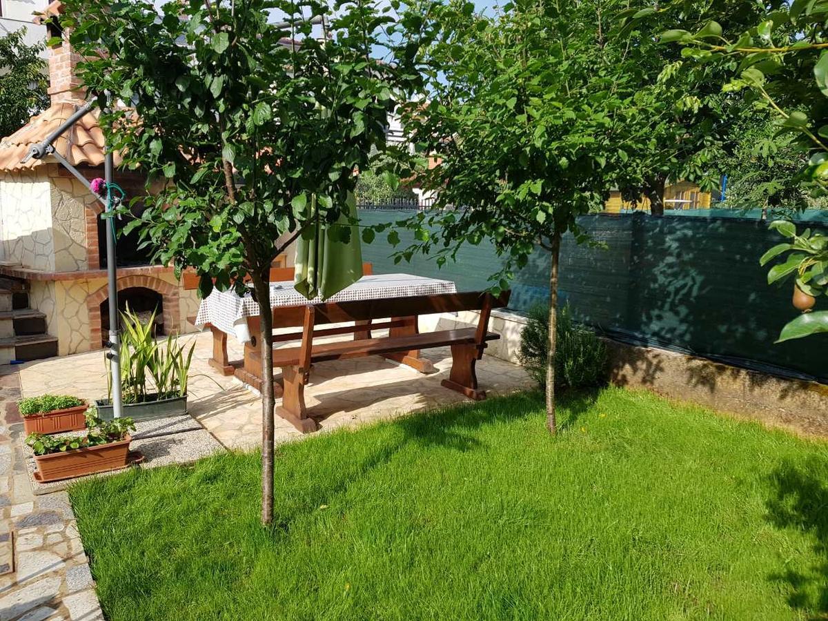 Apartments Olea Πόρετς Εξωτερικό φωτογραφία